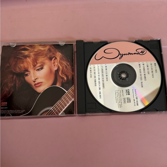 Wynonna Judd | Wynonna | Vintage CD - Picture 2 of 3